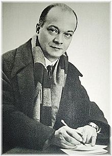 Tristan Derme, de son vrai nom Philippe Huc, n le 13 fvrier 1889  Marmande, dcd le 24 octobre 1941  Oloron-Sainte-Marie, est unpote franais, connu galement sous les pseudonymes : Thodore Decalandre et Philippe Raubert.