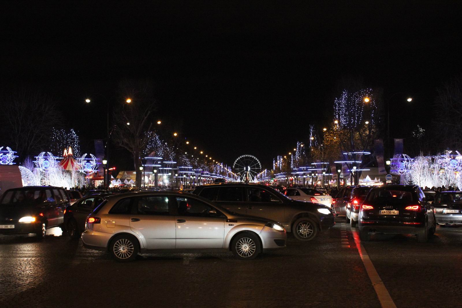 illumination des champs elysees 2013